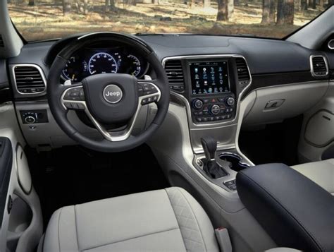 2025 Jeep Grand Cherokee Limited Interior - Saba Willyt