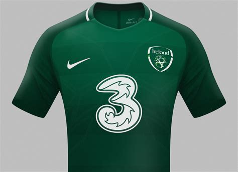 Republic of Ireland Nike home jersey