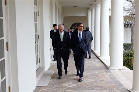 File:Barack Obama Walking With Joe Biden.jpg - Wikimedia Commons