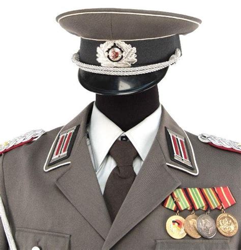 DDR STASI UNIFORM COMPLETE WITH HAT AND DAGGER : Lot 8189