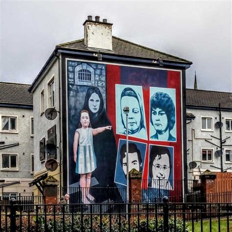 Derry Murals: The People's Gallery Bogside Derry