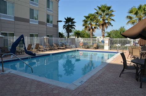 Hilton Garden Inn Pool Pictures & Reviews - Tripadvisor