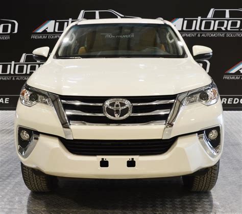 TOYOTA FORTUNER - Autoredo