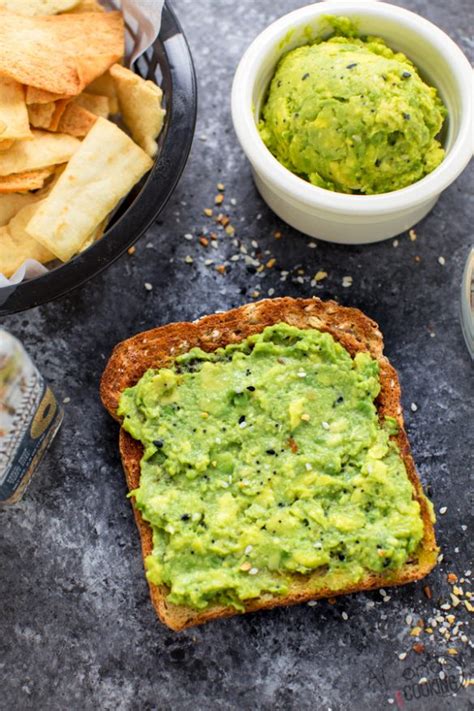 BEST Avocado Spread Recipe (Only 3-Ingredients!)