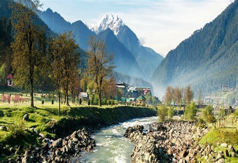 10 Unbelievably Beautiful Places To Visit In Kashmir