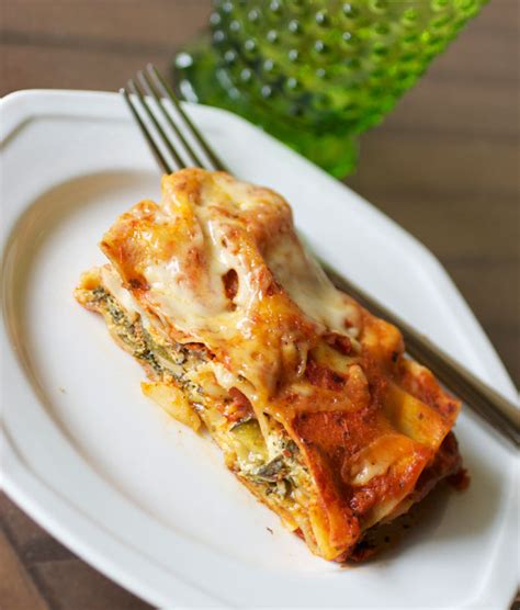 MUSHROOM, KALE & ZUCCHINI LASAGNA – COOKIN SKINNY