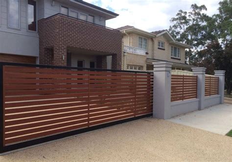 Enhance Your Home Looks With Modern Wall Fence Designs