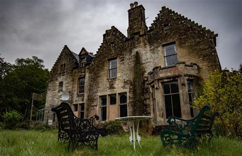 Stunning photos show abandoned mansion designed by famous Scottish architect - Deadline News