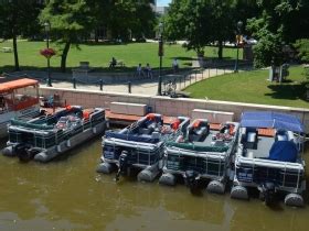 City Business: Riverwalk Boat Tours & Rentals » Urban Milwaukee