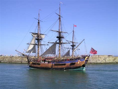 HMS Endeavour replica - Wikipedia