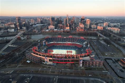 Nissan Stadium Becoming a Hockey Rink - Sports Illustrated Tennessee ...