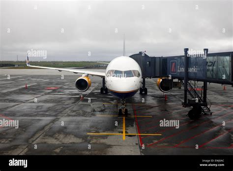 icelandair aircraft on stand at departures gate Keflavik airport Iceland Stock Photo - Alamy