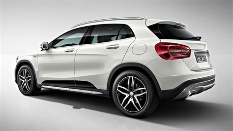 Mercedes Benz Gla 180 Activity Edition - amazing photo gallery, some information and ...