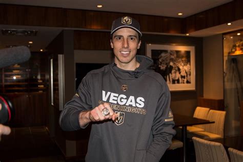 Pittsburgh shows Fleury all the love in Penguins homecoming - Yahoo Sports