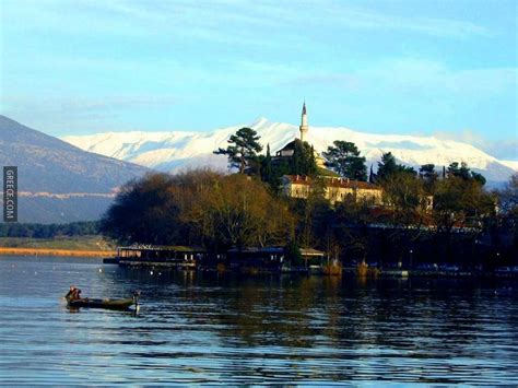 2 ioannina lake Photo | Greece.com