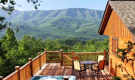 Gatlinburg Cabin Rentals - A Luxury View | Smoky mountain cabin rentals, Gatlinburg tennessee ...