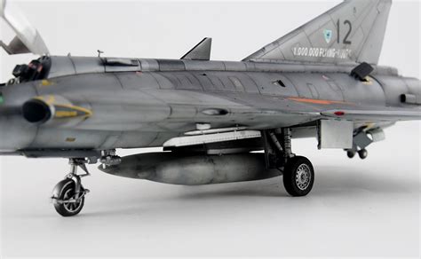 Saab J35 Draken - Model Aces