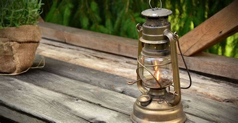 Guide to Emergency Lanterns for When the Power is Out » Residence Style