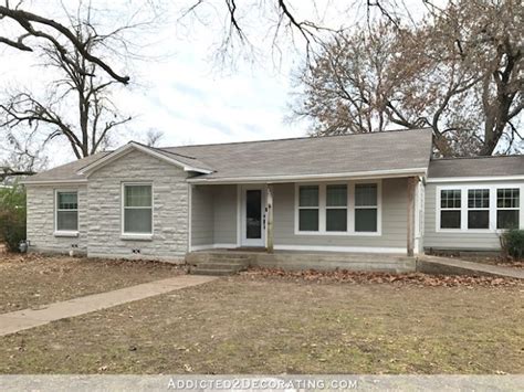 My Freshly Painted House Exterior (Sherwin Williams Mindful Gray Exterior) - Addicted 2 Decorating®