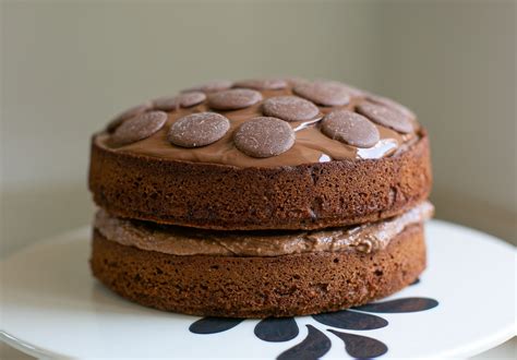 Cadbury's Dairy Milk Chocolate Cake - Lizzie Likes - Baking - Sweet Treats