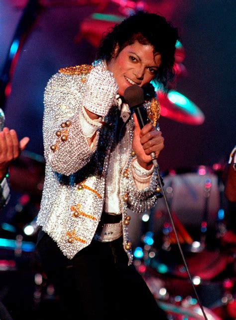 Michael Jackson | Biography, Albums, Songs, Thriller, Beat It, & Facts ...