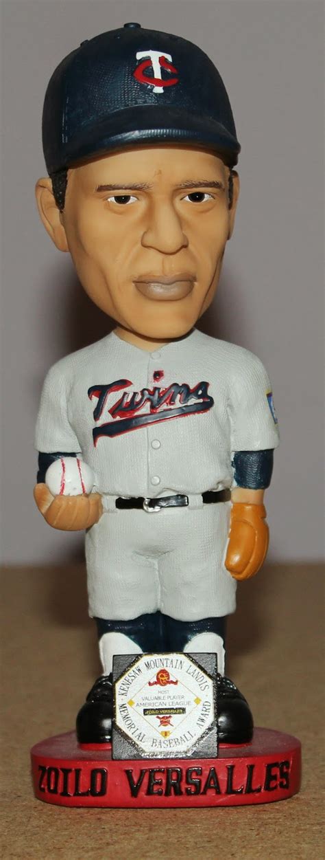 The Bobble Hunter: Minnesota Twins ST Bobblehead Set (Part 6 - Year 2006)