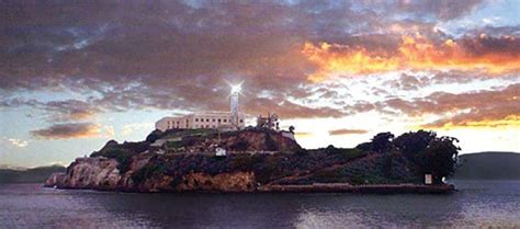 Alcatraz night tours - ticket price, discount, tour times