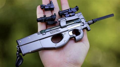 12 Futuristic Guns That Are Next Level - YouTube