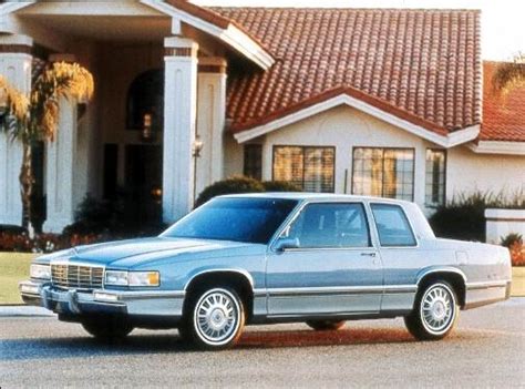 1992 Cadillac DeVille Values & Cars for Sale | Kelley Blue Book