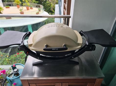 Weber Baby Q1000 BBQ grill with Extras, TV & Home Appliances, Kitchen ...