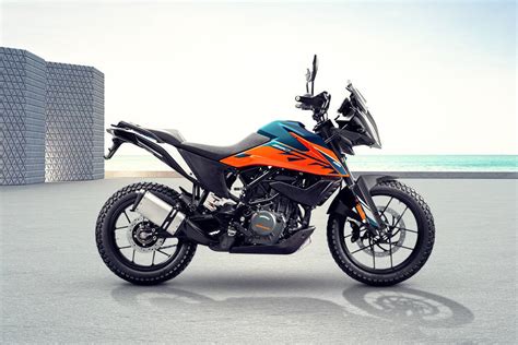 KTM 390 Adventure Price, Images, colours, Mileage & Reviews