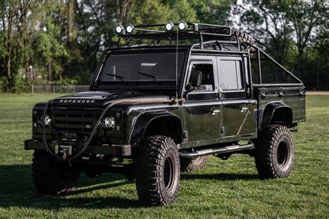 1993 Land Rover Defender 130 Customized Spectre-Style Is Up for Grabs - autoevolution