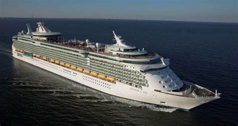 Freedom of the Seas (Royal Caribbean) : Cruises 2023 – 2024, price ...