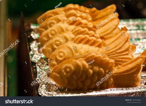 4,725 Fish Shaped Bread Images, Stock Photos & Vectors | Shutterstock