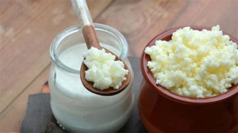 13 Proven Health Benefits of Kefir