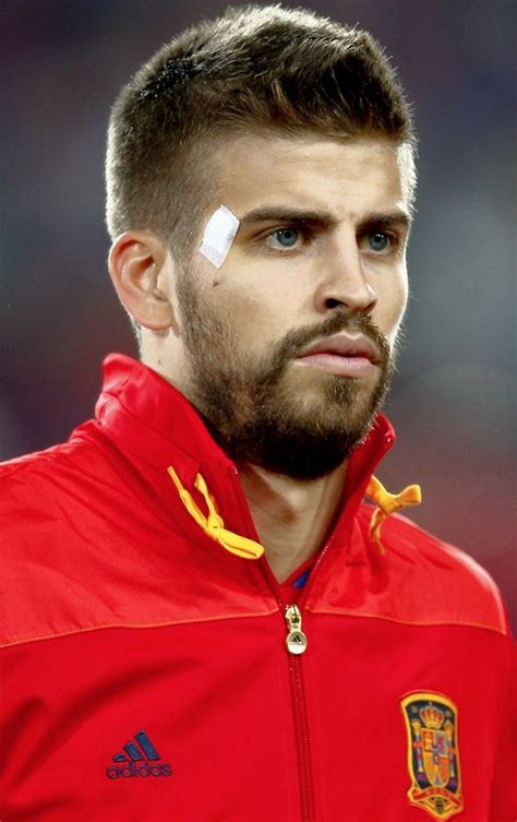 Pin de Eprelgold em Gerard Pique´ #3 | Penteados, La furia