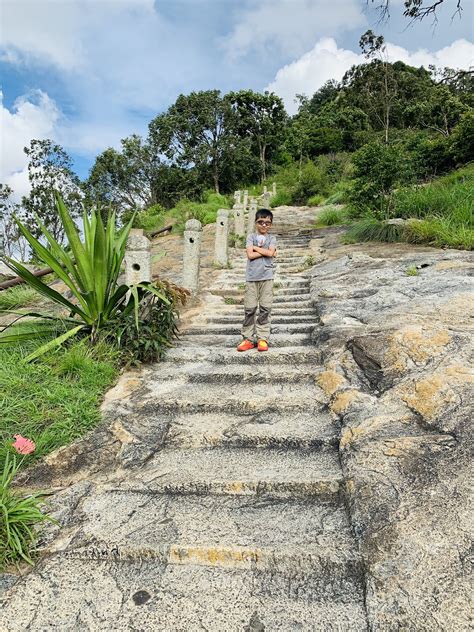 Nandi hills : Trekking path