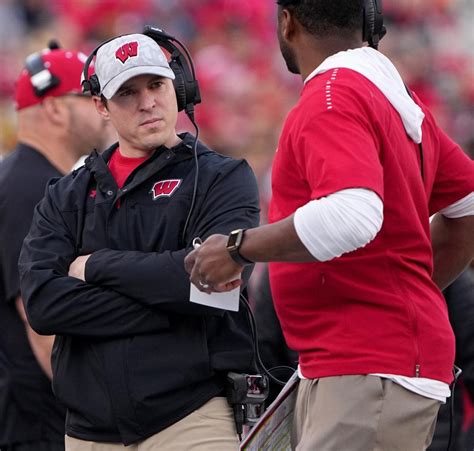 Jim Leonhard plans to return to Wisconsin under Luke Fickell, likely as ...