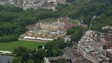 5.5K stock footage aerial video of flying by the back of Buckingham Palace, London, England ...