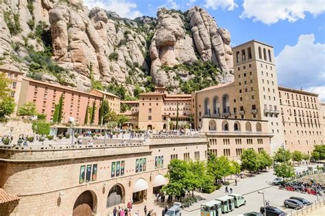 Montserrat Monastery & Hiking Tour from Barcelona - Civitatis.com