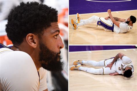 Moment Lakers star Anthony Davis suffers a horrific injury and writhes ...