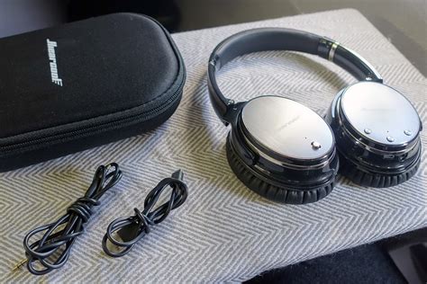 Review: 5 Top Noise-Canceling Headphones Go Head-To-Head