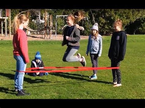 Elastics... The Next Level - Suzy & Friends - YouTube