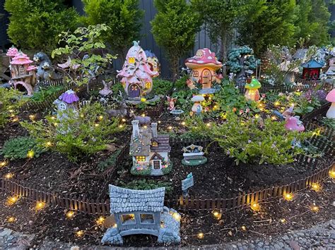 21 Large Outdoor Fairy Garden Ideas | Munchkins Planet