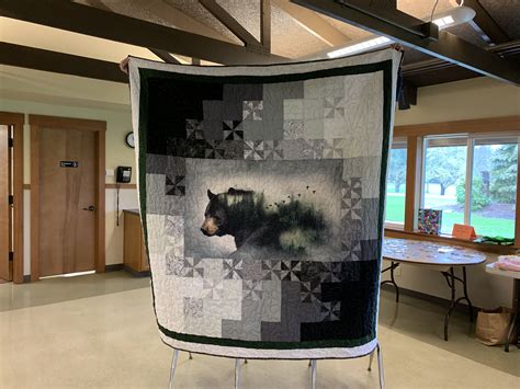 Grizzly quilt Black Bear Digital Panel by Hoffman Fabrics # ...