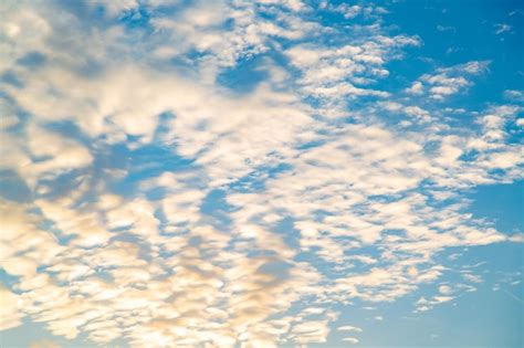 Premium Photo | View of the clouds at sunset. blue sky with beautiful clouds