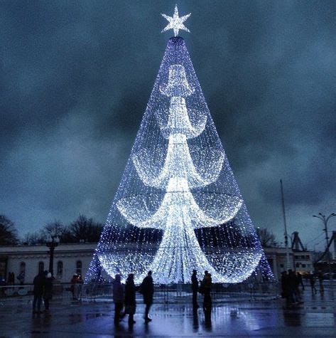 Christmas Tree in Russia | Russia | Pinterest | Christmas tree, Russia ...