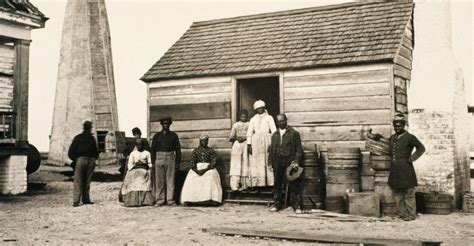 replica-of-slave-quarters - Slave Life Pictures - Slavery in America ...