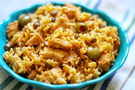 Instant Pot Puerto Rican Arroz con Pollo recipe (my family's recipe - adapted for the pressure ...