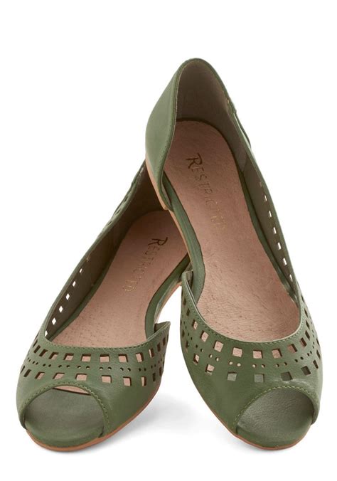 Cute Cubed Flat in Green. Increase your cuteness factor in multiple ...